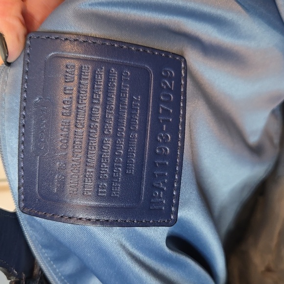 Coach Audrey Patent Leather Navy Tote NWOT - Picture 4 of 5